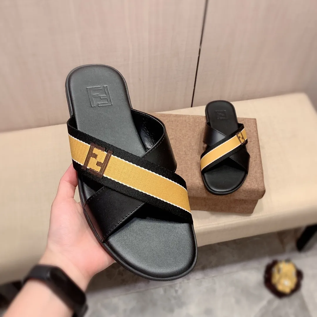 Slippers: New model: Factory price: 220💰💰🎩🎩🔥🔥《 Fendi FENDI* 》Series of slippers top purchasing agent 🔍🔍Men's 2022 counters are on sale simultaneously, original imported cowhide from Italy, exquisite workmanship,), sole: (super comfortable) original sole provided by the original factory, ⚠️ The exclusive double-layer movable molded bottom is super comfortable⚠️, the real thing is more beautiful🎬The real thing is more beautiful🔍🔍original order quality, you can enter and leave the counter at will, the correct size is 38-44, you can order 45. Long-term availability 266